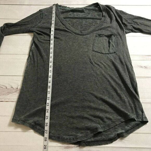 We The Free Womens Gray Pullover Top Size Medium - Picture 8 of 8